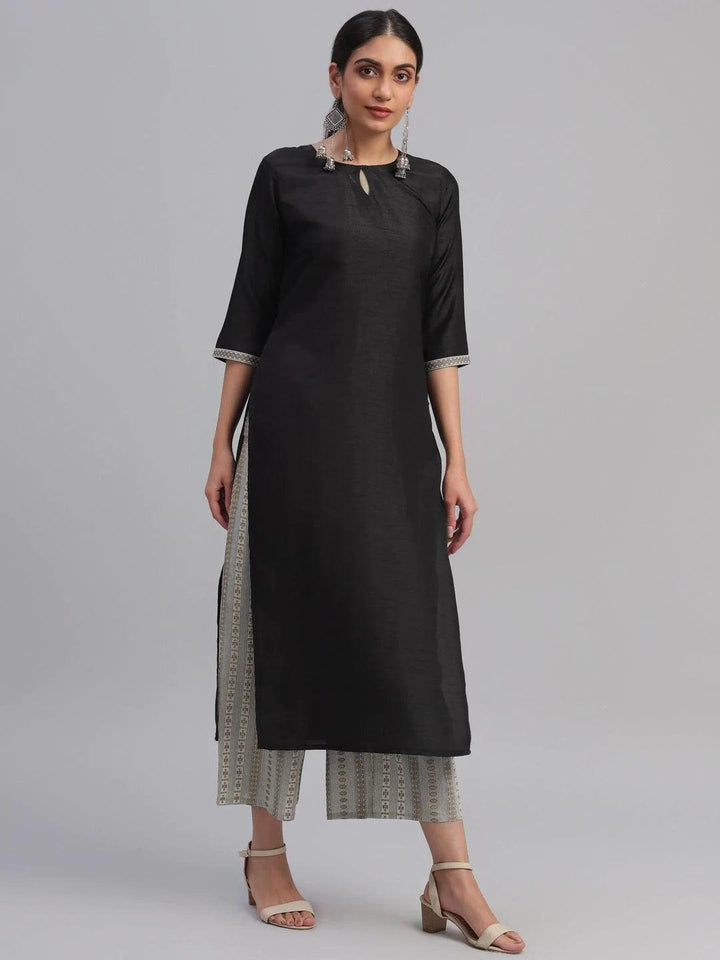 Black Solid Cotton Suit Set