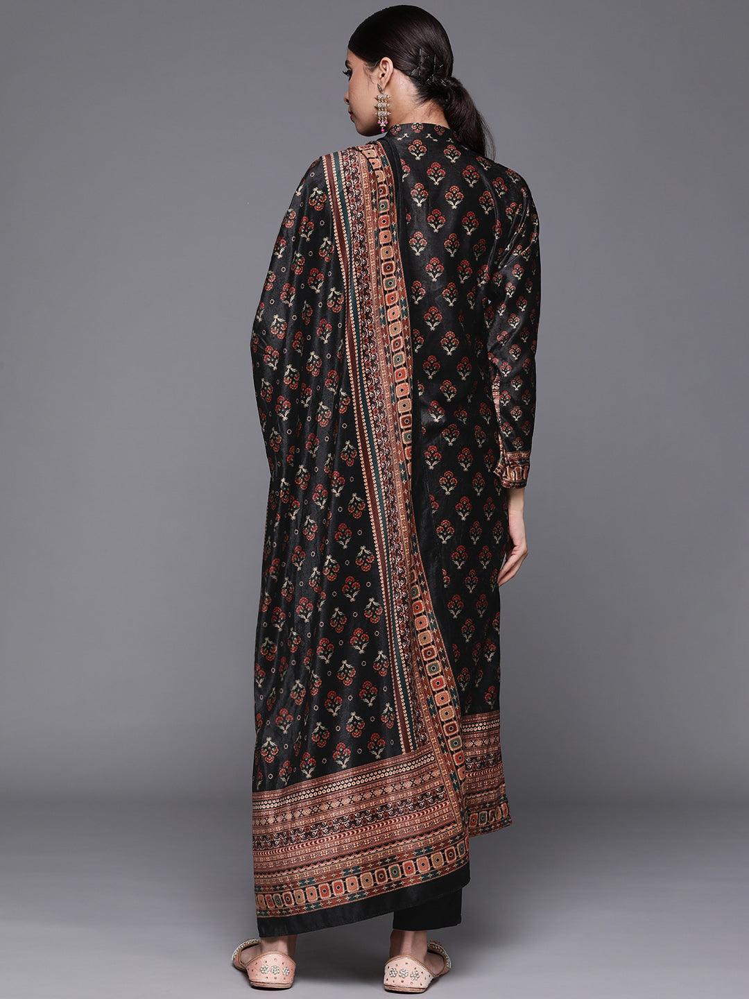 Black Printed Velvet Suit Set - ShopLibas