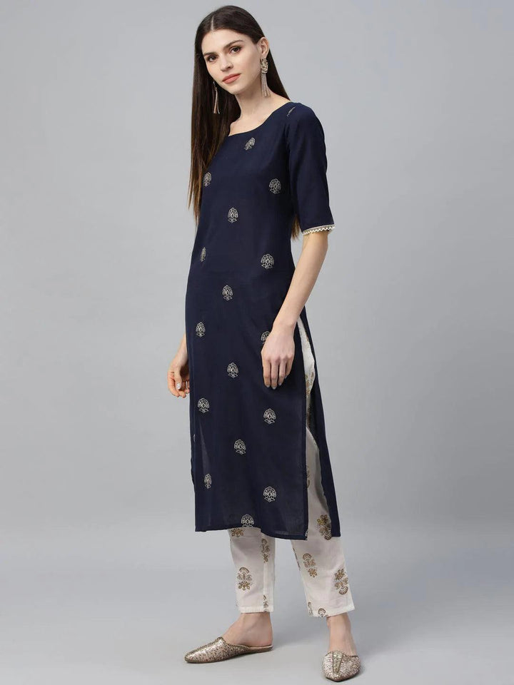 Blue Embroidered Cotton Kurta