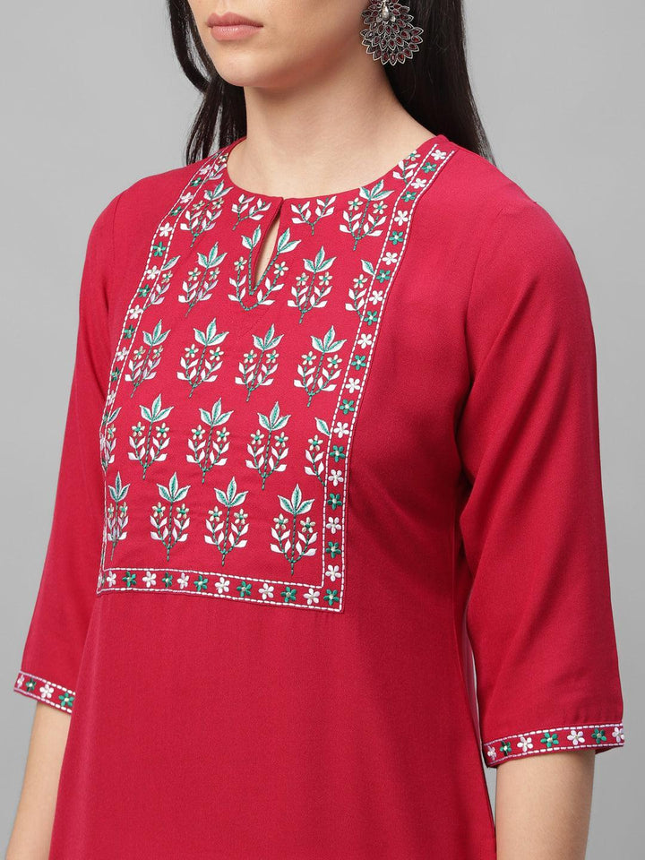 Maroon Embroidered Cotton Kurta