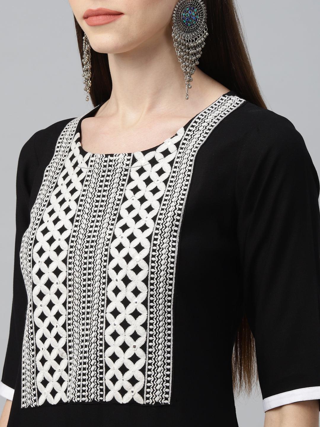 Black Embroidered Rayon Kurta - ShopLibas