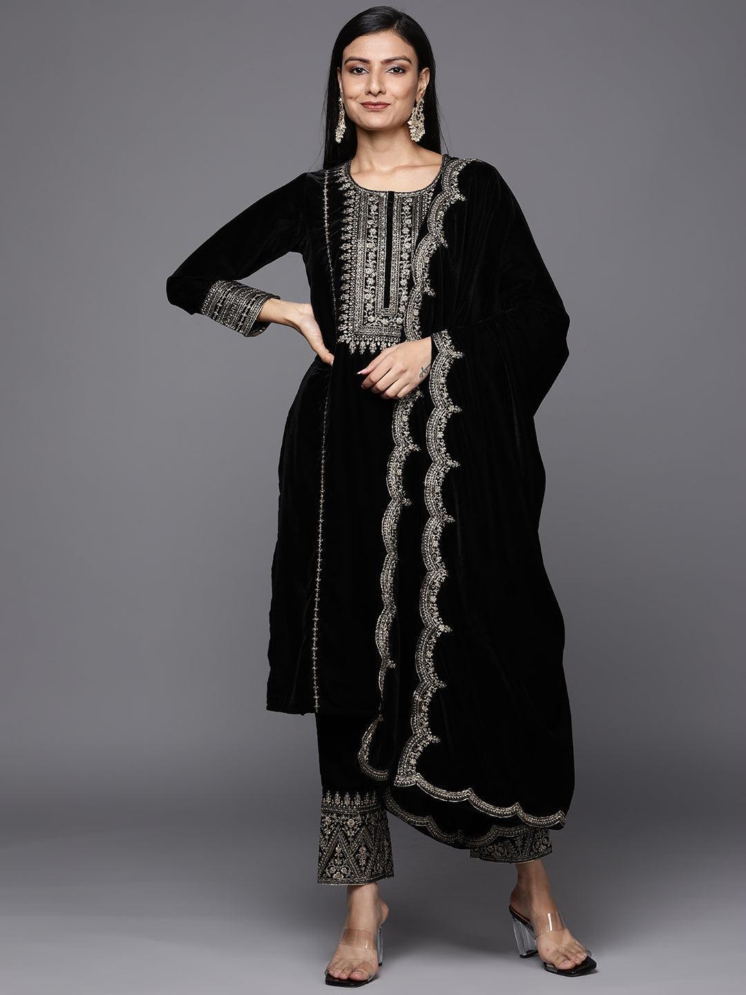 Black Embroidered Velvet Straight Suit Set - ShopLibas