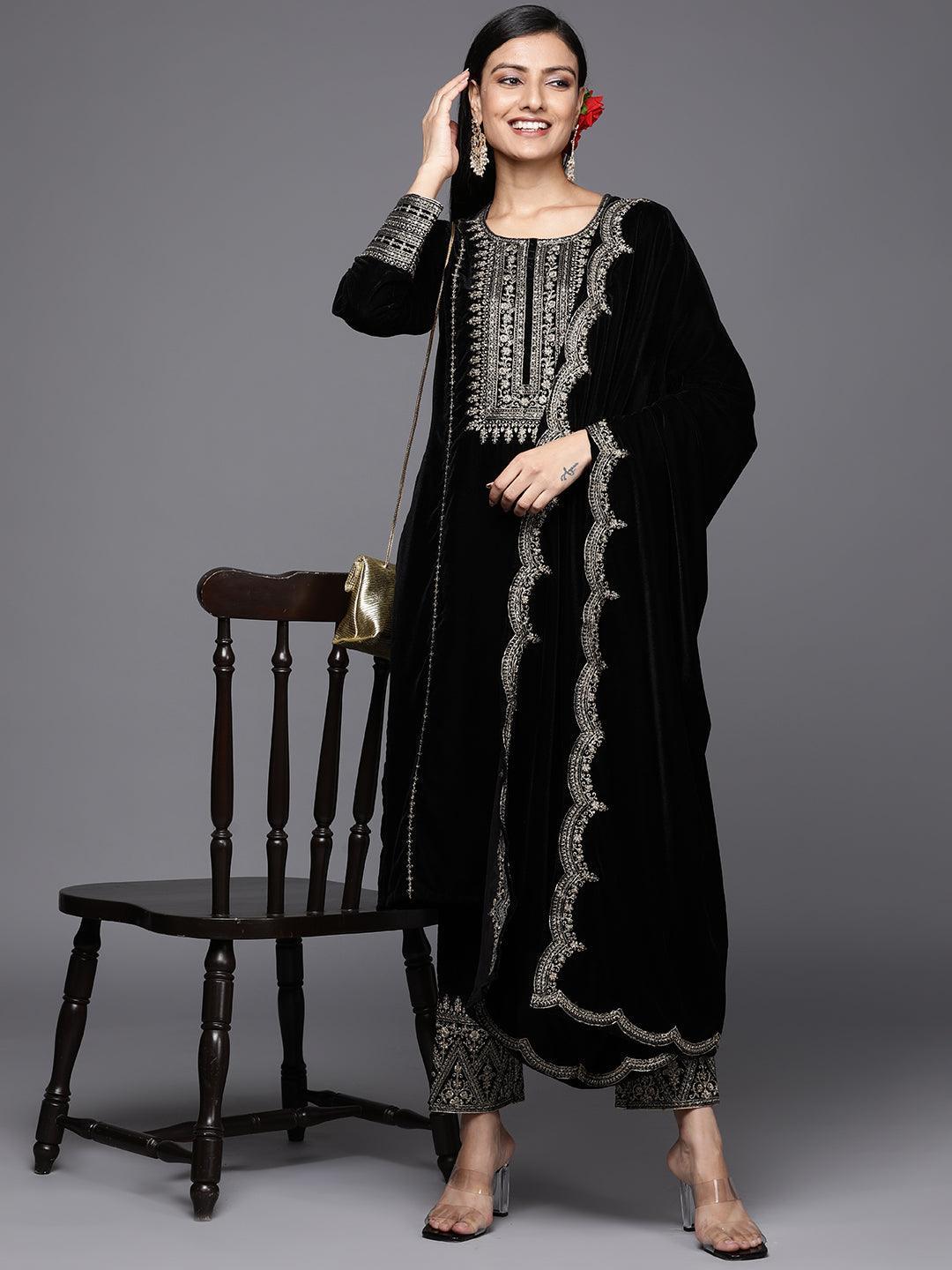 Black Embroidered Velvet Straight Suit Set - ShopLibas
