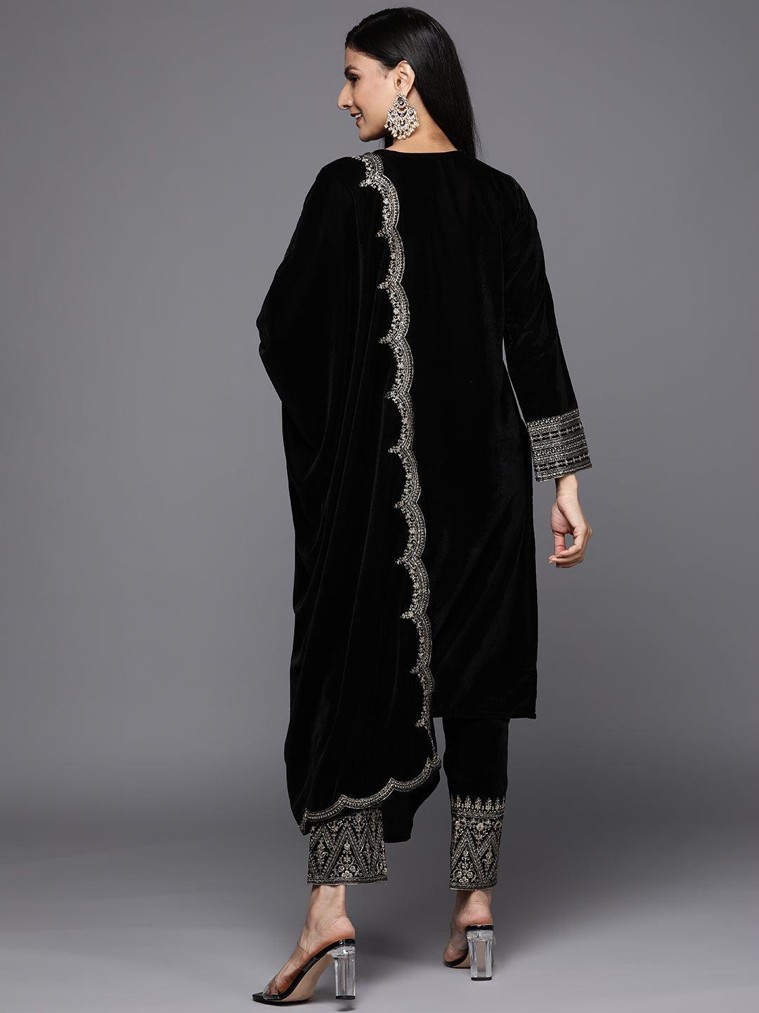 Black Embroidered Velvet Straight Suit Set - ShopLibas