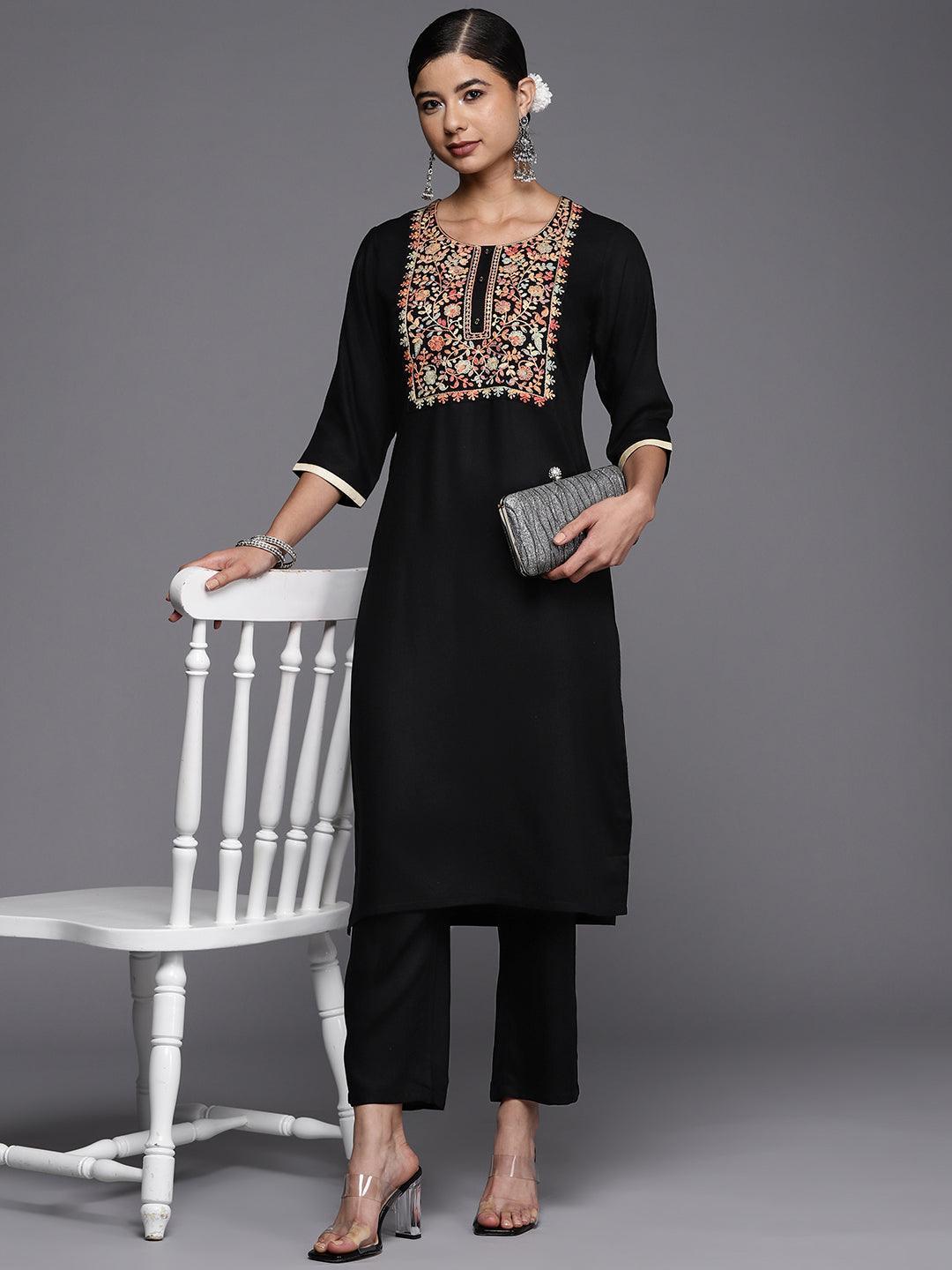 Black Yoke Design Wool Straight Kurta - ShopLibas