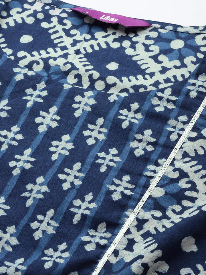 Blue Printed Cotton Straight Kurta