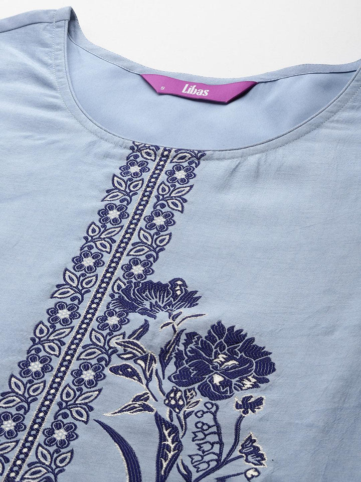 Blue Woven Design Silk Blend Straight Kurta With Trousers & Dupatta