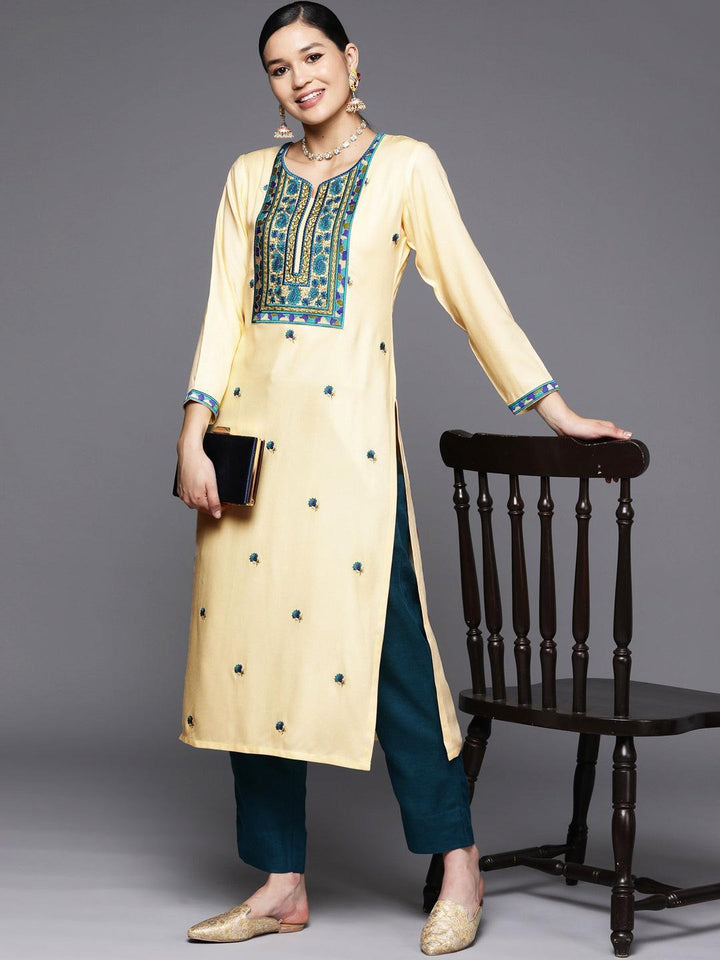 Cream Yoke Design Wool Straight Kurta