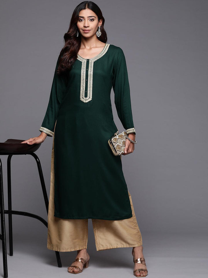 Green Embroidered Pashmina Wool Straight Kurta