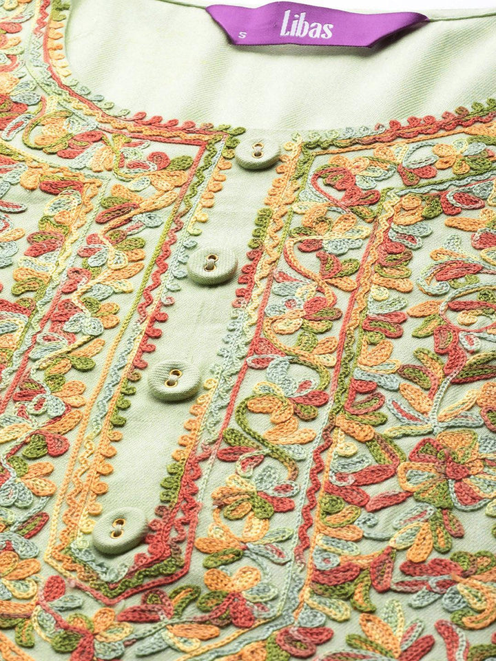 Green Embroidered Rayon Kurta