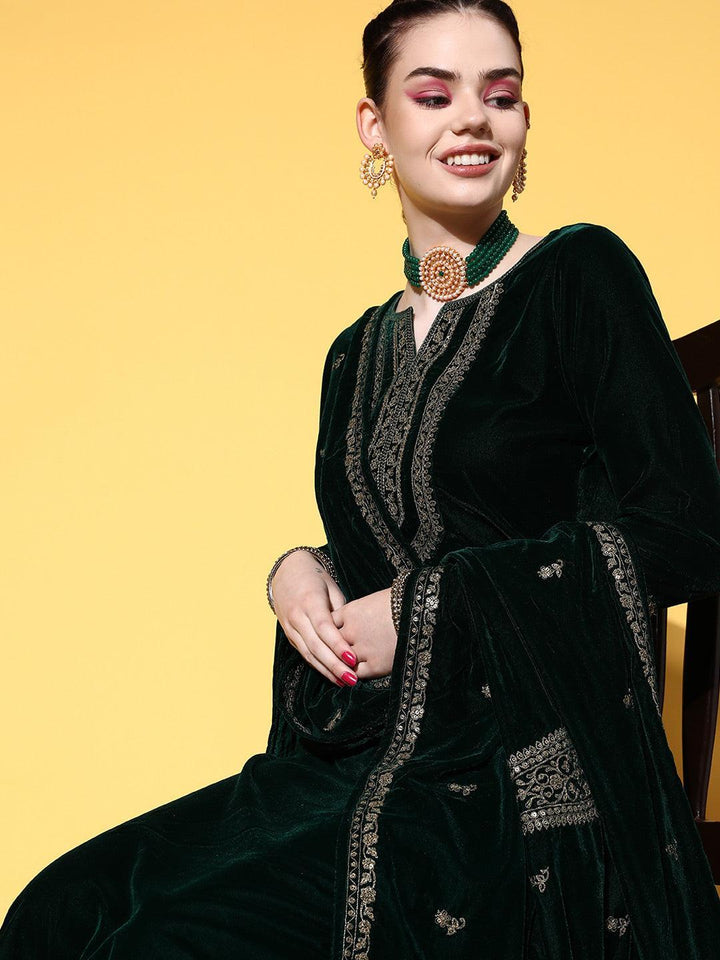 Green Embroidered Velvet Straight Suit Set