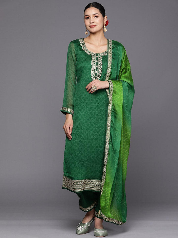 Green Printed Chiffon Straight Suit Set With Trousers