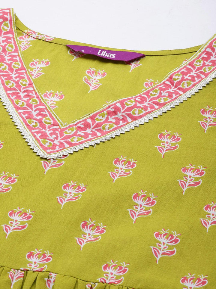 Green Printed Cotton A-Line Suit Set With Trousers