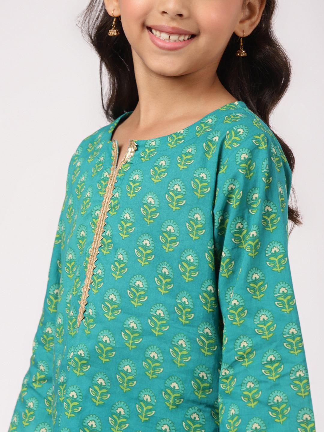 Green Printed Cotton Suit Set - ShopLibas