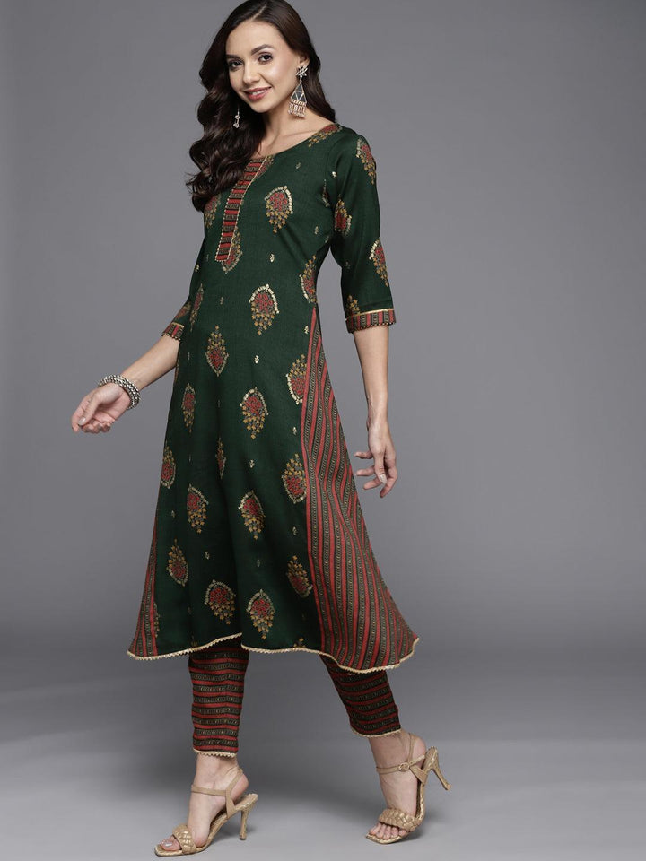 Green Printed Rayon Straight Suit Set