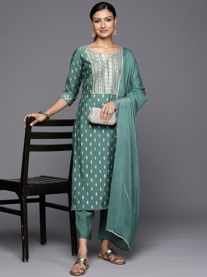Green Printed Silk Blend Straight Kurta With Trousers & Dupatta