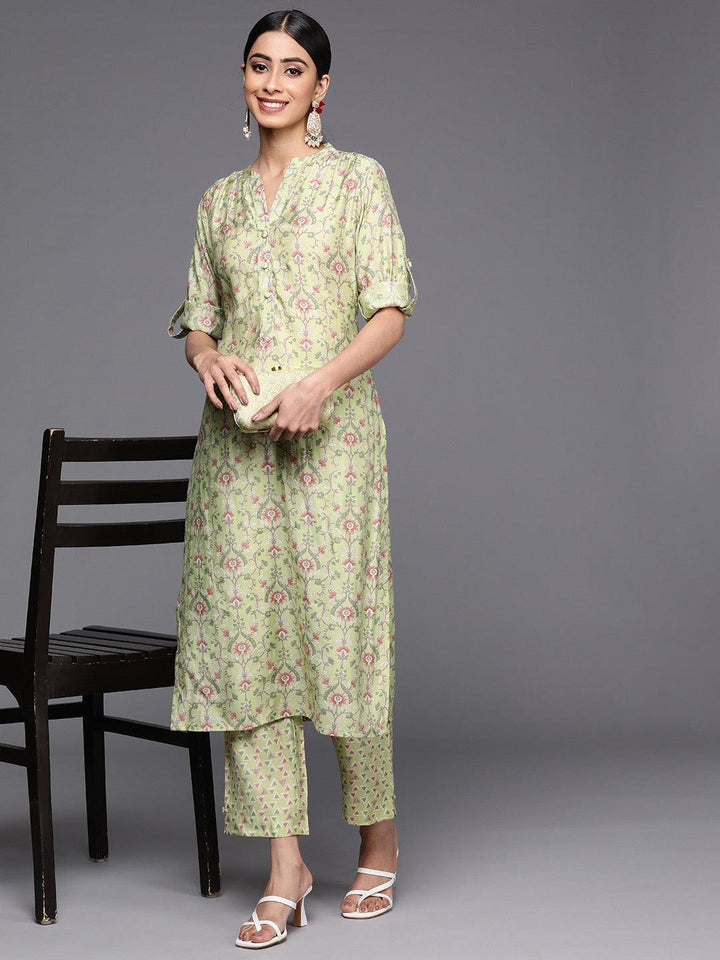 Green Printed Silk Blend Straight Kurta Set With Trousers