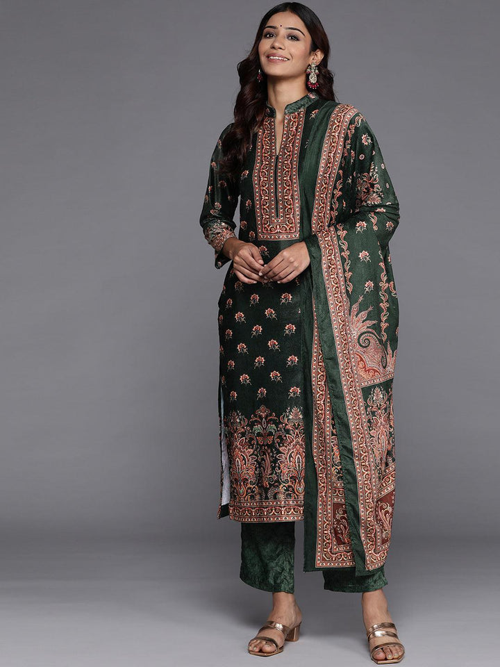 Green Printed Velvet Straight Kurta With Dupatta