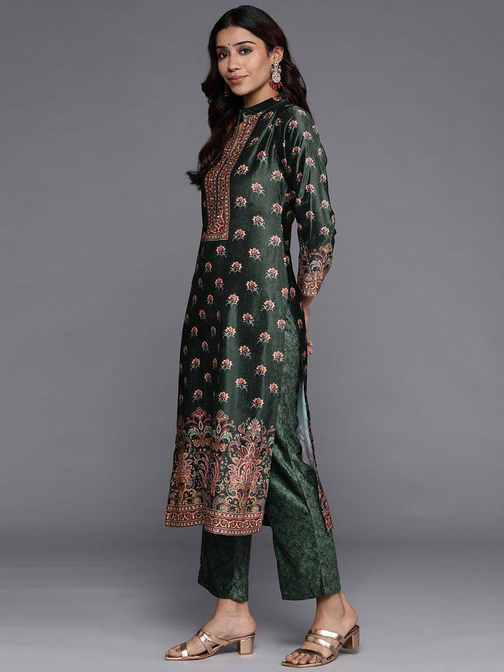 Green Printed Velvet Straight Kurta With Dupatta