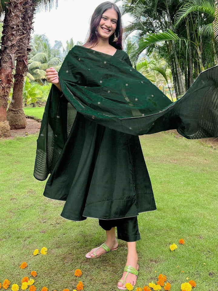 Green Solid Silk Blend Suit Set