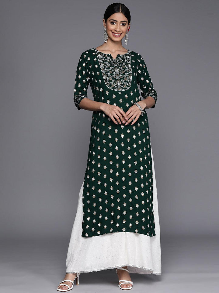 Green Yoke Design Rayon Straight Kurta
