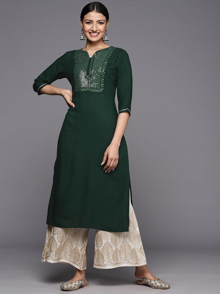 Green Yoke Design Rayon Straight Kurta