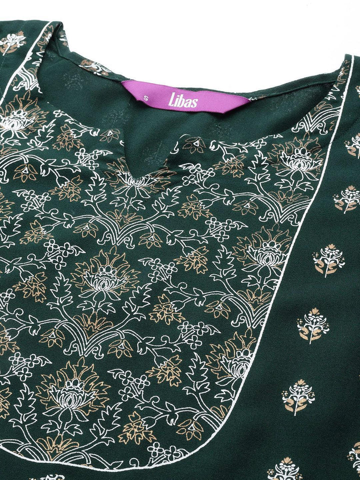 Green Yoke Design Rayon Straight Kurta