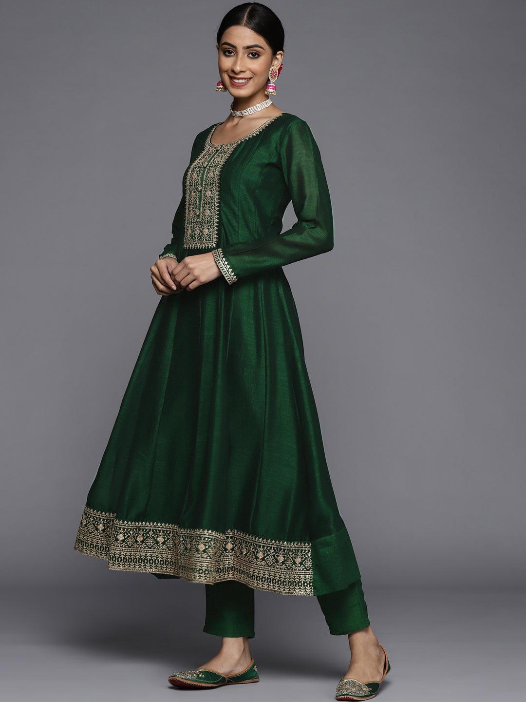 Green Yoke Design Silk Blend Straight Suit Set - ShopLibas