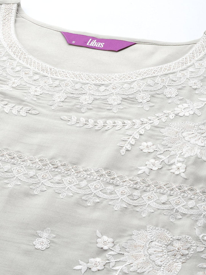 Green Yoke Design Silk Blend Straight Suit Set With Trousers