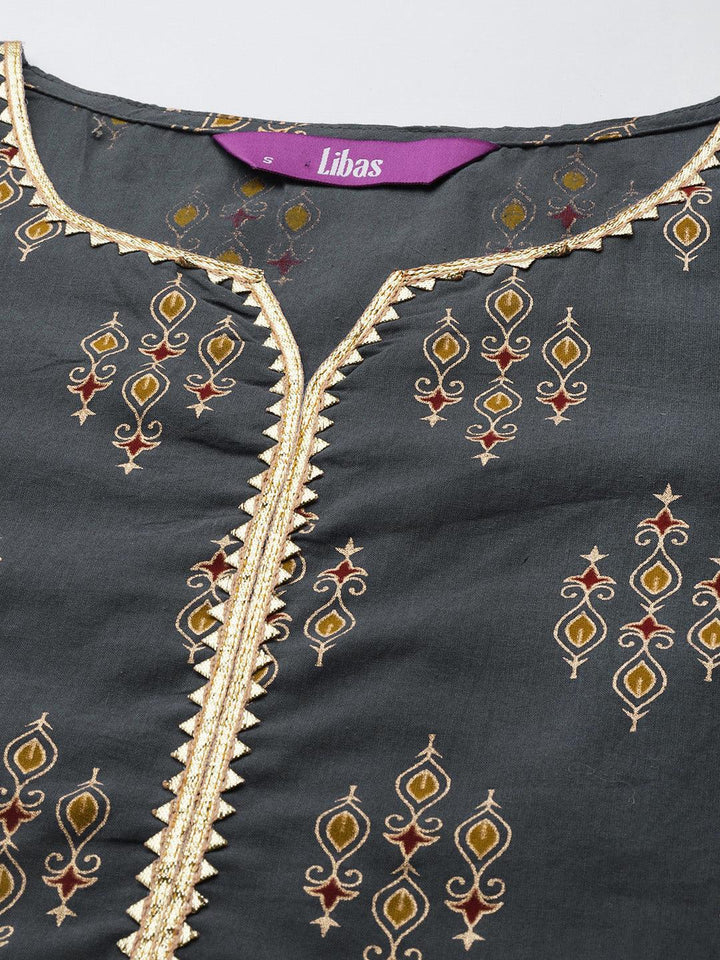 Grey Printed Cotton Straight Suit Set