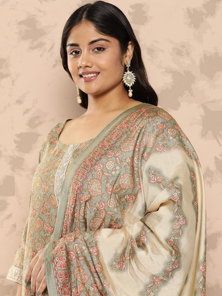 Grey Printed Silk Blend Straight Kurta With Trousers and Dupatta