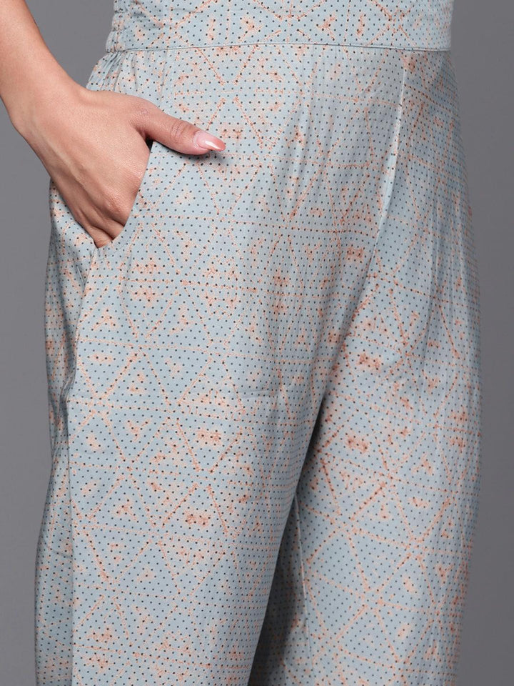 Grey Printed Silk Blend Straight Kurta With Trousers & Dupatta