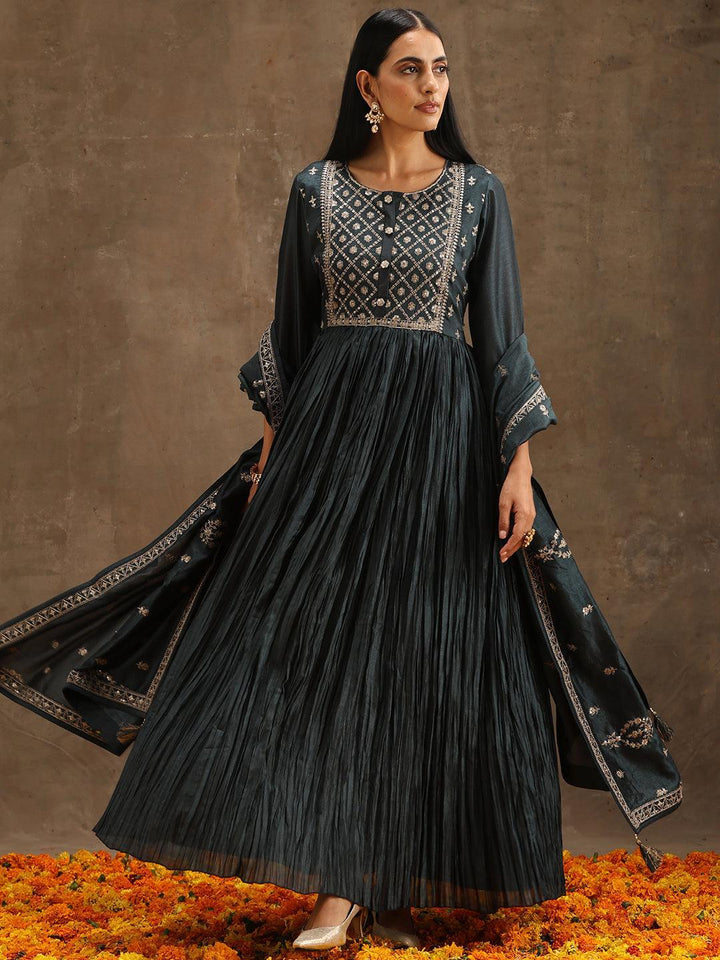 Grey Yoke Design Silk Blend Anarkali Suit Set With Trousers