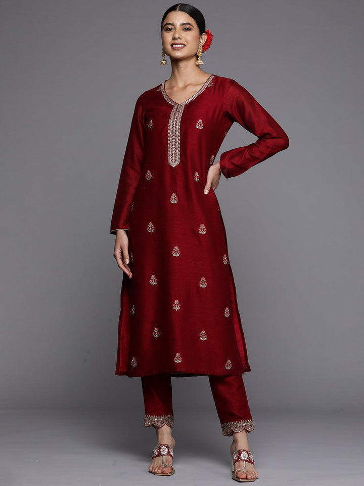 Maroon Embroidered Silk Straight Kurta