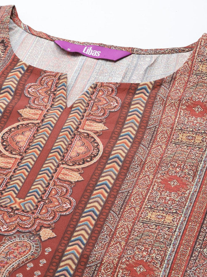 Maroon Printed Crepe Straight Suit Set With Trousers