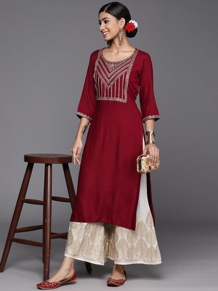 Maroon Yoke Design Rayon Straight Kurta