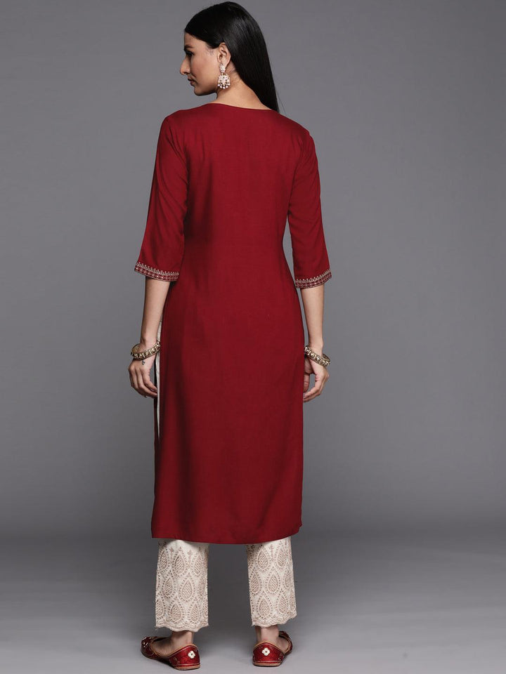 Maroon Yoke Design Rayon Straight Kurta