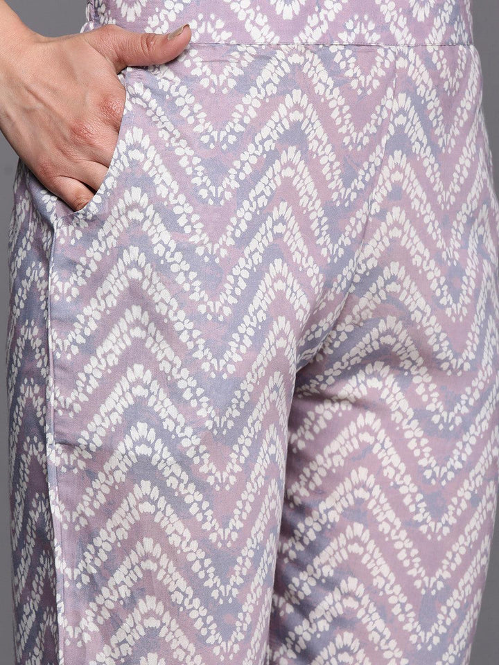 Mauve Printed Silk Blend Straight Kurta Set With Trousers