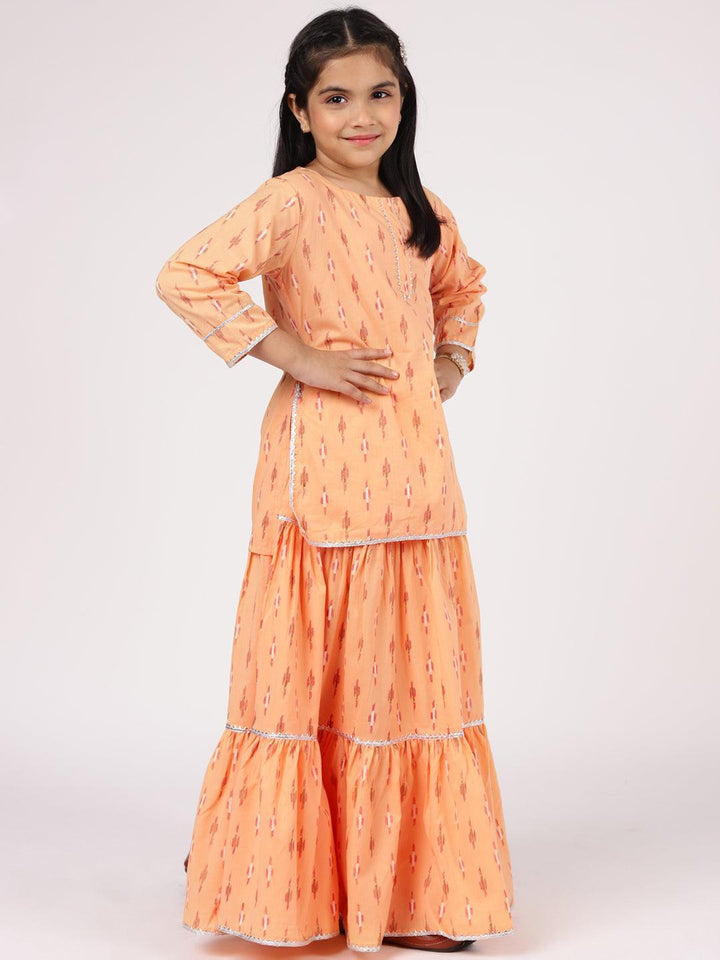 Kids Peach Printed Cotton Straight Suit Set