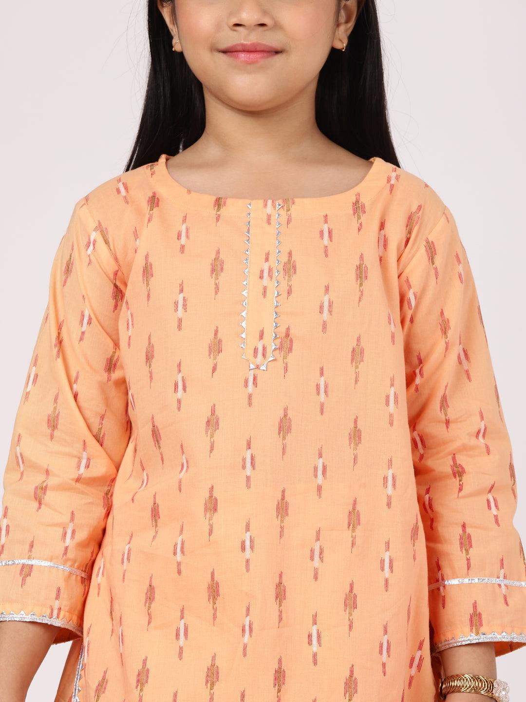 Peach Printed Cotton Straight Suit Set - ShopLibas