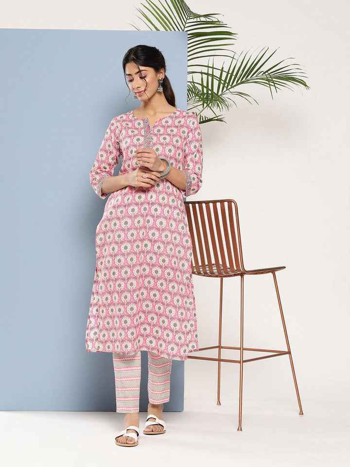 Pink Printed Cotton Straight Kurta