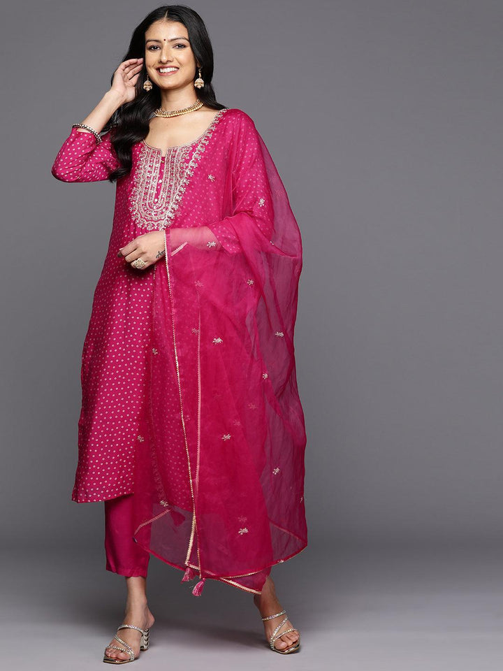 Pink Printed Silk Blend Straight Kurta With Trousers & Dupatta
