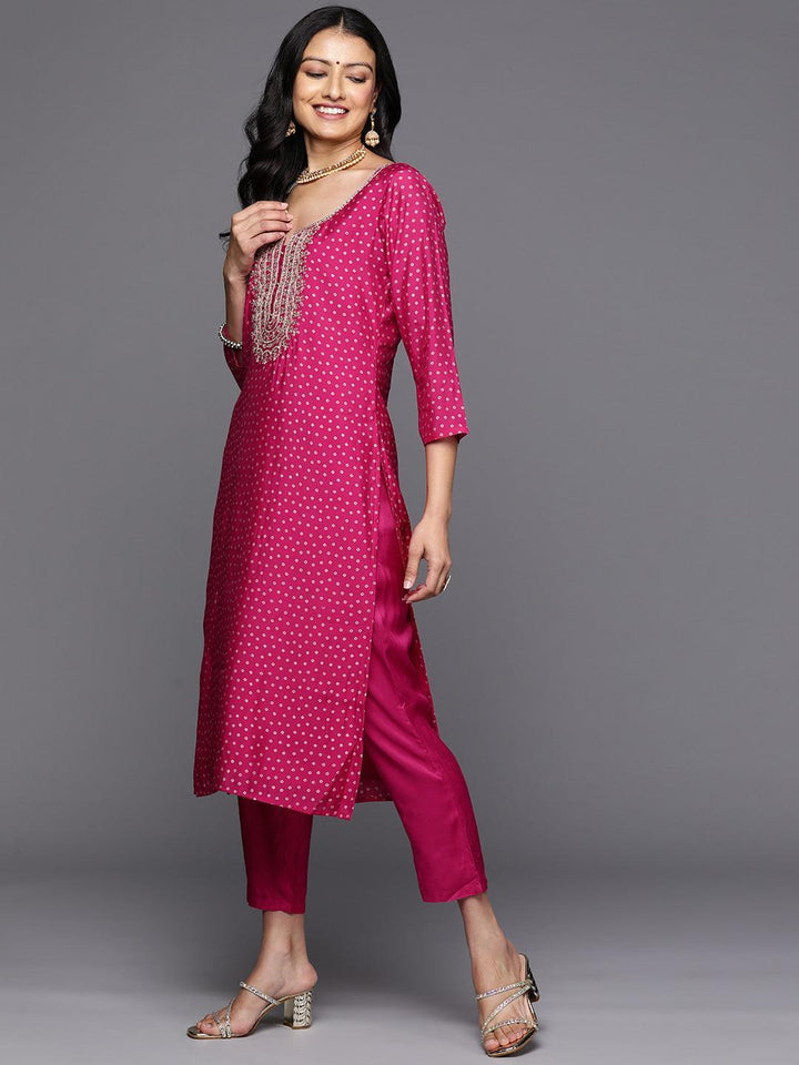 Pink Printed Silk Blend Straight Kurta With Trousers & Dupatta
