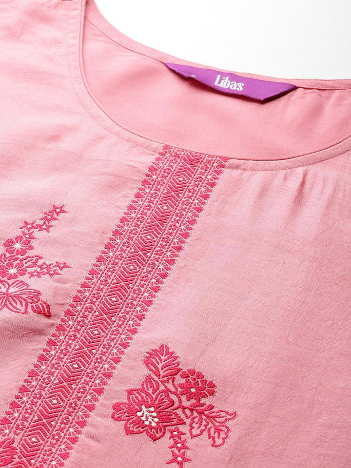 Pink Woven Design Silk Blend Straight Kurta With Trousers & Dupatta
