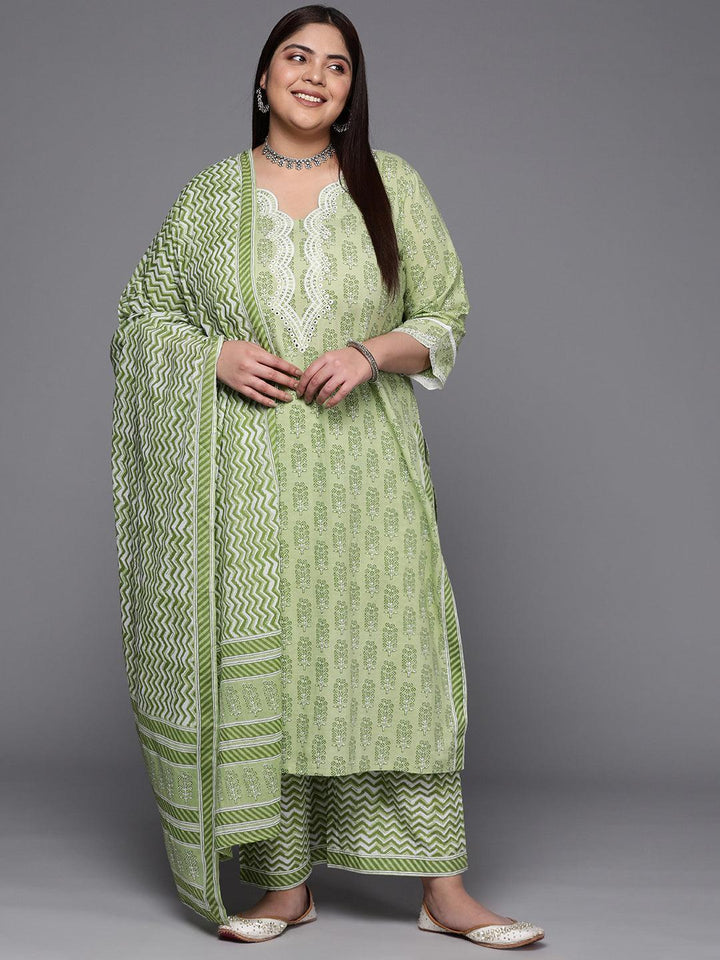 Plus Size Green Embroidered Cotton Suit Set With Trousers