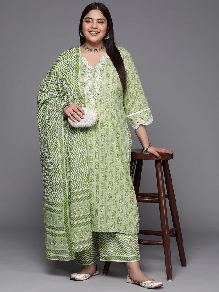 Plus Size Green Embroidered Cotton Suit Set With Trousers