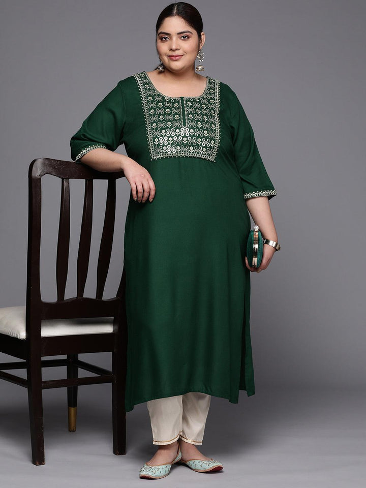 Plus Size Green Yoke Design Rayon Straight Kurta