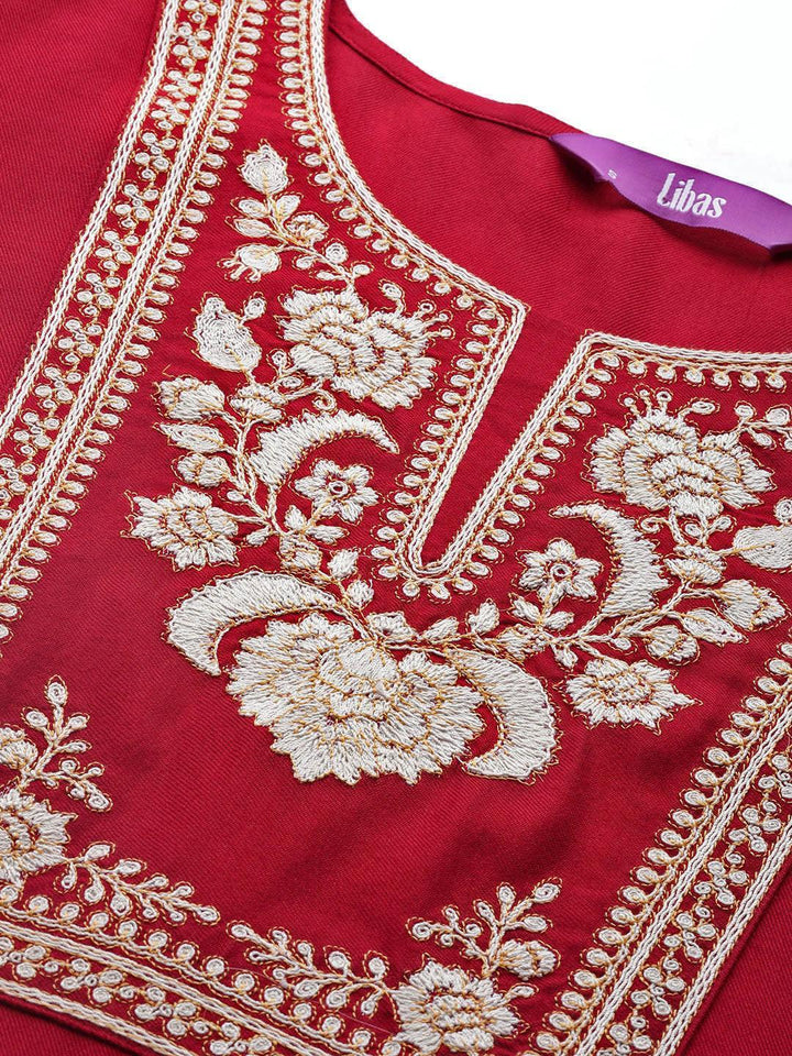 Red Embroidered Pashmina Wool Straight Kurta