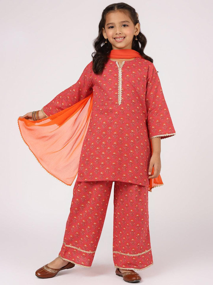 Kids Red Printed Cotton Straight Suit Set