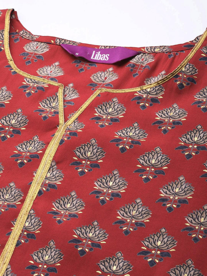 Red Printed Silk Straight Kurta